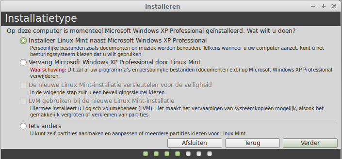 Let op: In deze stap bepaal je of Windows en je data op je computer blijven staan.