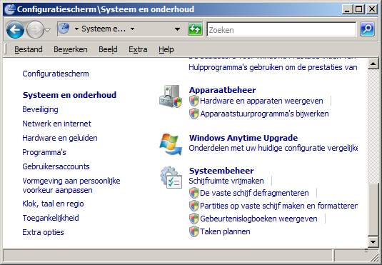 Afbeelding 1: In het configuratiescherm vind je Partities op vaste schijven maken en formatteren.